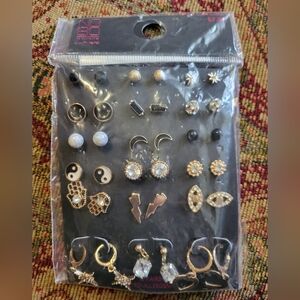 No Boundaries Earring Set